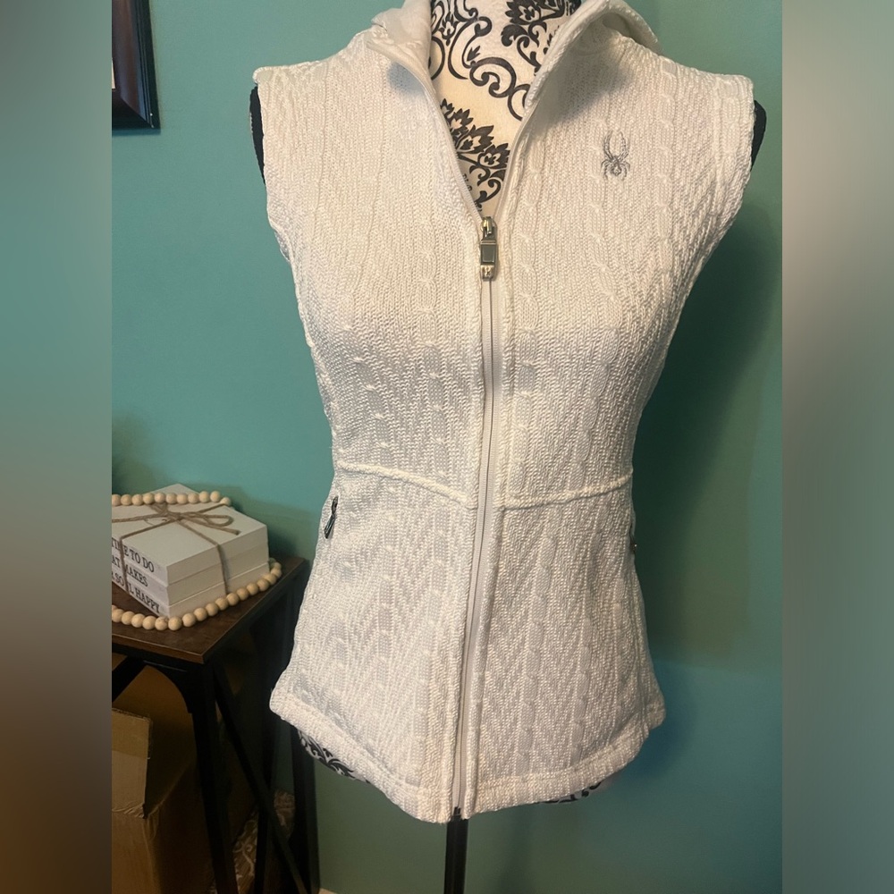 Spyder Core full zip sweater vest. Medium.  Like new.